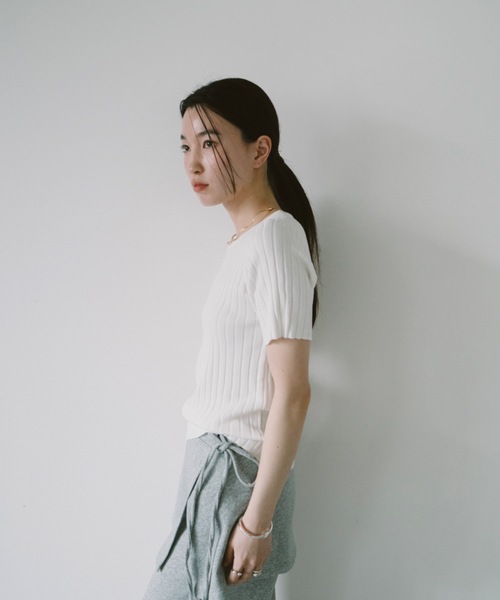 DRWCYS(ドロシーズ)の「ハーフスリーブアイレットリブトップス(ニット/セーター・レディース・ホワイト/ブラック/グレー/グリーン・FREE)」の9枚目の写真