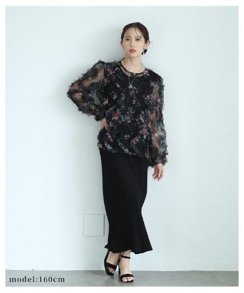 Sawa a la mode(サワアラモード)の「花柄シアーフリルプルオーバー(シャツ/ブラウス・レディース・ブラック/ピンク・FREE)」の5枚目の写真