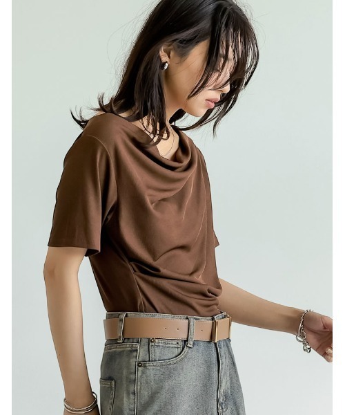 Re:EDIT（リエディ）の「[2025 SUMMER COLLECTION][涼感]2WAYリブカットソードレープTシャツ（Tシャツ/カットソー・レディース・ブラウン/ホワイト/イエロー/ブラック・MEDIUM/LARGE）」の10枚目の写真