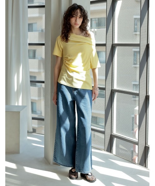 Re:EDIT（リエディ）の「[2025 SUMMER COLLECTION][涼感]2WAYリブカットソードレープTシャツ（Tシャツ/カットソー・レディース・ブラウン/ホワイト/イエロー/ブラック・MEDIUM/LARGE）」の18枚目の写真