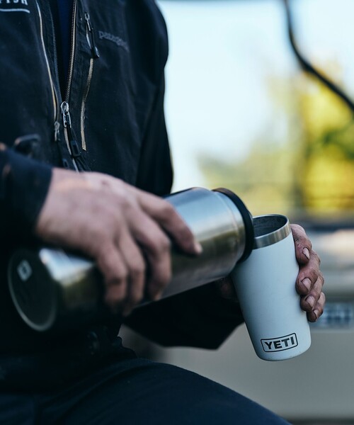 bpr BEAMS（ビーピーアール ビームス ）の「▲YETI / Rambler(R) 10oz MAGSLIDER(TM) タンブラー（水筒・レディース・シルバー/ブラック/ホワイト・ONE SIZE）」の10枚目の写真