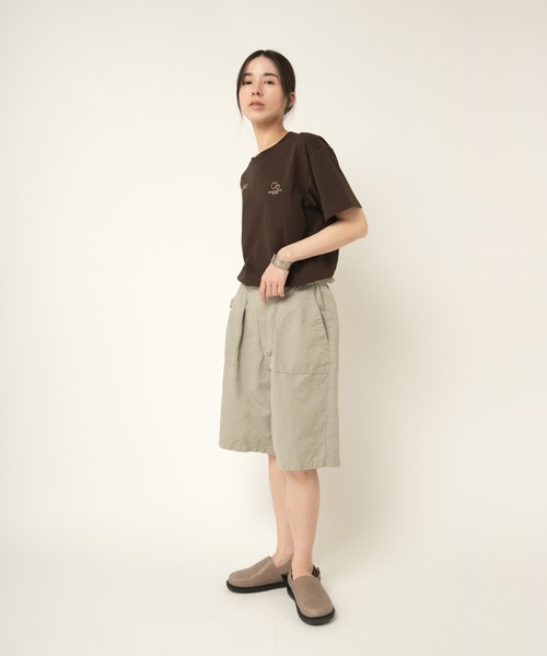 RNA-N(アールエヌエーエヌ)の「M2489 PSC EMBROIDERY T(Tシャツ/カットソー・レディース・ブラウン/チャコール/アッシュグレー・FREE)」の16枚目の写真