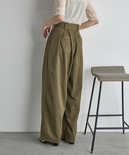 THE YOn(ザヨン)の「クロスウエストアシメラップタックデザインパンツ(その他パンツ・レディース・ブラウン/ネイビー/カーキ・S/M)」の18枚目の写真