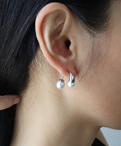 Three Four Time(スリーフォータイム)の「パールフック×パールキャッチステンレスピアス(ピアス(両耳用)・レディース・シルバー/ゴールド・FREE)」の14枚目の写真