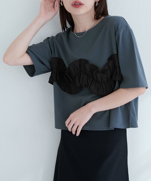 natural couture（ナチュラルクチュール）の「【WEB限定】ボリュームフリル半袖Tシャツ（Tシャツ/カットソー・レディース・ネイビー/ベージュ/オフホワイト/ブラック・FREE）」の14枚目の写真