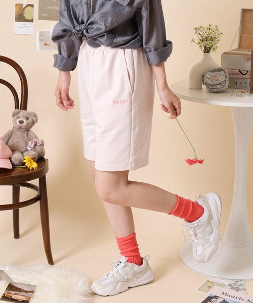 NERDY(ノルディ)の「ステッチロゴハーフパンツ(その他パンツ・レディース・ブラック/ピンク/ホワイト/ホワイト系・M/S/L)」の4枚目の写真
