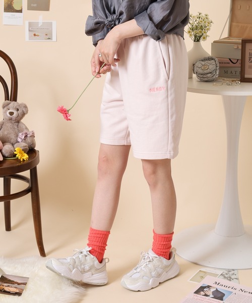 NERDY(ノルディ)の「ステッチロゴハーフパンツ(その他パンツ・レディース・ブラック/ピンク/ホワイト/ホワイト系・M/S/L)」の6枚目の写真