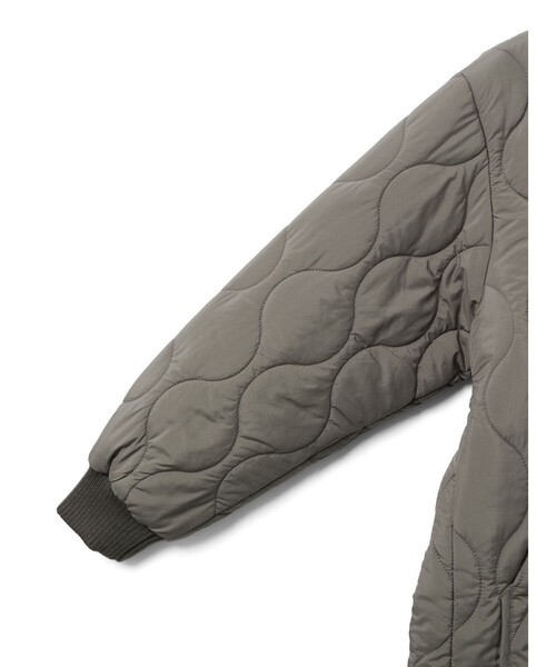 MidiUmi(ミディウミ)の「MidiUmi キルティングロングコート(その他アウター・レディース・ブラック/チャコールグレー/ライトグレー・FREE)」の16枚目の写真
