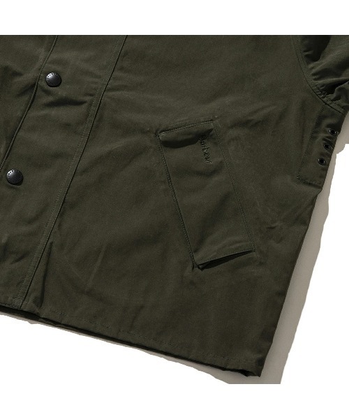 Kinetics(キネティクス)の「Barbour Transport Casual Jacket(バブアー トランスポート ピーチスキン コットン ショートレングスブルゾン)(ブルゾン・メンズ・ベージュ/カーキ/ネイビー・34/36/38)」の11枚目の写真