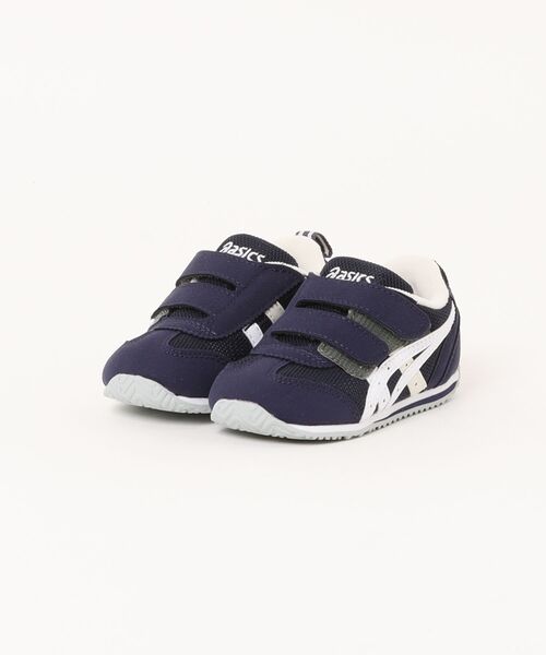 ASICS（アシックス）の「ASICS SUKU2 アシックス スクスク IDAHO BABY 4 ベビースニーカー ストラップシューズ 2本ベルト(アイダホベビー4) 1144A235（スニーカー・キッズ・ライトブルー/ブルー系その他・13.0cm/13.5cm/14.0cm/14.5cm/15.0cm/15.5cm）」の2枚目の写真