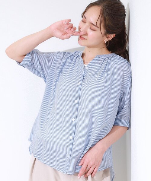 SHOO・LA・RUE(シューラルー)の「【S-LL/2点セット】着るだけでコーデが決まる 麻調5分袖ブラウス+タンクトップ(シャツ/ブラウス・レディース・ネイビー/ホワイト系5/ブルー/ブルー系その他4/ライトイエロー系・01/04/03/02)」の4枚目の写真