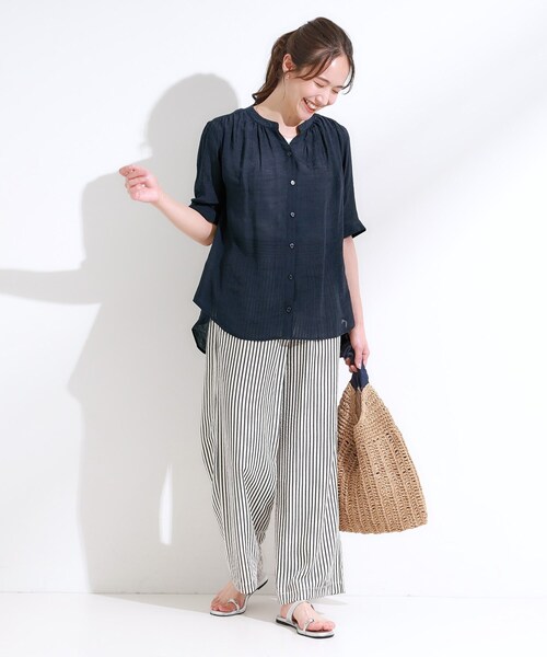 SHOO・LA・RUE(シューラルー)の「【S-LL/2点セット】着るだけでコーデが決まる 麻調5分袖ブラウス+タンクトップ(シャツ/ブラウス・レディース・ネイビー/ホワイト系5/ブルー/ブルー系その他4/ライトイエロー系・01/04/03/02)」の8枚目の写真