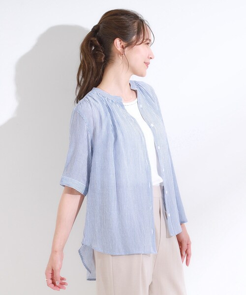 SHOO・LA・RUE(シューラルー)の「【S-LL/2点セット】着るだけでコーデが決まる 麻調5分袖ブラウス+タンクトップ(シャツ/ブラウス・レディース・ネイビー/ホワイト系5/ブルー/ブルー系その他4/ライトイエロー系・01/04/03/02)」の15枚目の写真