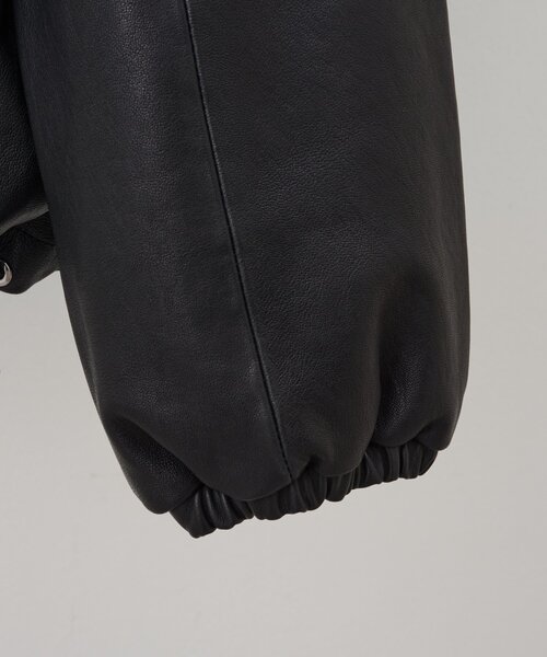 BEARDSLEY(ビアズリー)の「《15 quinze》ラムレザーハーフジッププルオーバー(その他アウター・レディース・ブラック・FREE)」の8枚目の写真