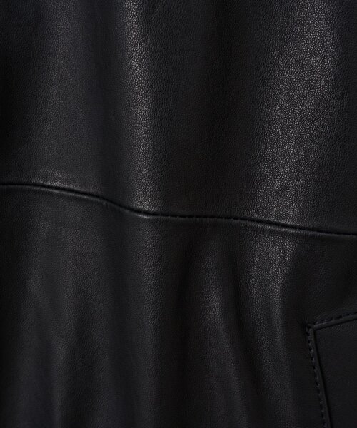 BEARDSLEY(ビアズリー)の「《15 quinze》ラムレザーハーフジッププルオーバー(その他アウター・レディース・ブラック・FREE)」の5枚目の写真