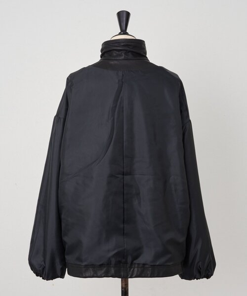 BEARDSLEY(ビアズリー)の「《15 quinze》ラムレザーハーフジッププルオーバー(その他アウター・レディース・ブラック・FREE)」の3枚目の写真