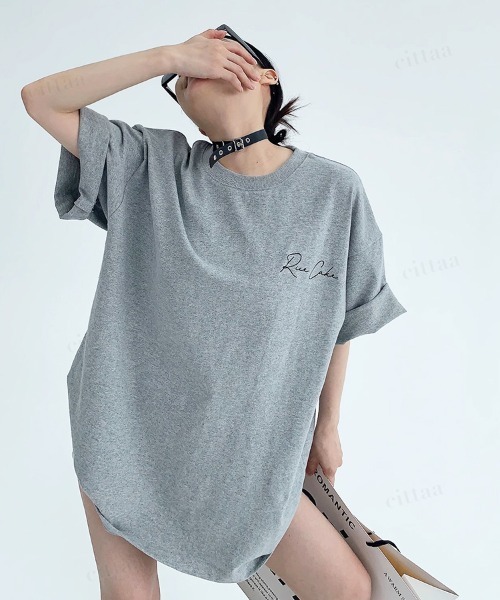 Dalfwin(ダールフィン)の「韓国ファッション Feichaiyou筆記体ロゴフェイクレザーラベル付き半袖Tシャツ(Tシャツ/カットソー・レディース・グレー/ホワイト・FREE)」の18枚目の写真