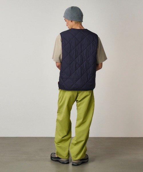 Gramicci（グラミチ）の「THERMAL INSULATION QUILTED VEST｜サーマルインシュレーションキルテッドベスト（ベスト・メンズ・サンドベージュ/ネイビー/ブラック/ダークグリーン・XS/S/M/L/XL/XXL）」の9枚目の写真