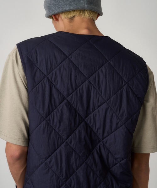 Gramicci（グラミチ）の「THERMAL INSULATION QUILTED VEST｜サーマルインシュレーションキルテッドベスト（ベスト・メンズ・サンドベージュ/ネイビー/ブラック/ダークグリーン・XS/S/M/L/XL/XXL）」の8枚目の写真