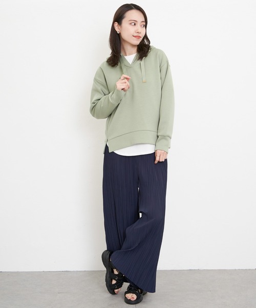 ikka（イッカ）の「【雑誌InRed12月号掲載】コットンUSA裾ラウンドロンT（Tシャツ/カットソー・レディース・オフホワイト/チャコールグレー/ダークベージュ/その他1・S/M/L）」の12枚目の写真