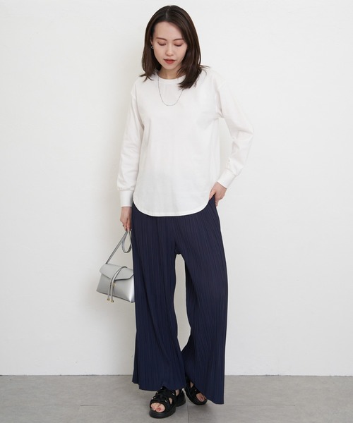 ikka（イッカ）の「【雑誌InRed12月号掲載】コットンUSA裾ラウンドロンT（Tシャツ/カットソー・レディース・オフホワイト/チャコールグレー/ダークベージュ/その他1・S/M/L）」の21枚目の写真