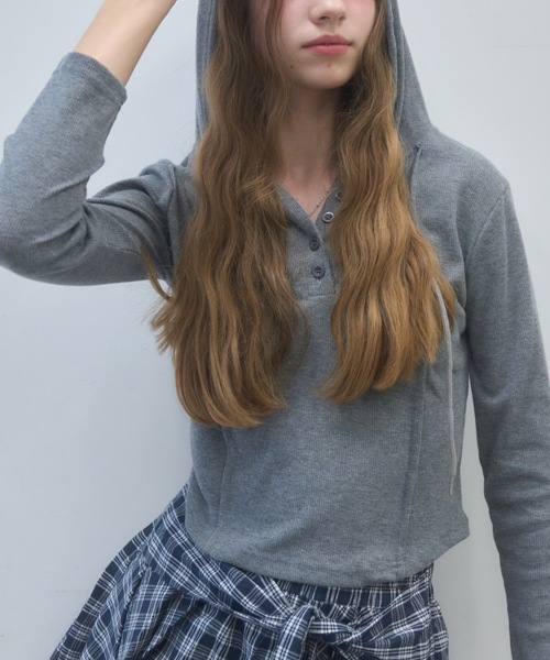 Birthday room(バースデイルーム)の「リブフードカットソー/ribbed hooded top(Tシャツ/カットソー・レディース・ブラック/グレー/ホワイト・FREE)」の3枚目の写真