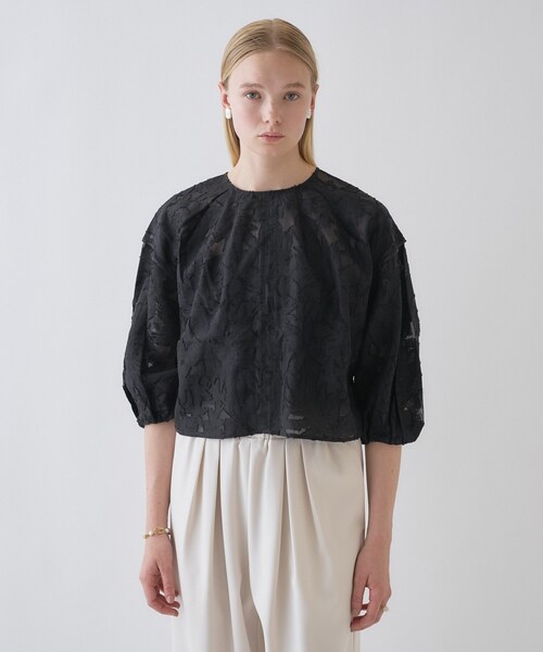 cloenc（クロエンス）の「【手洗い可】2wayジャカードブラウス（シャツ/ブラウス・レディース・ホワイト系4/ブラック系3・02）」の2枚目の写真