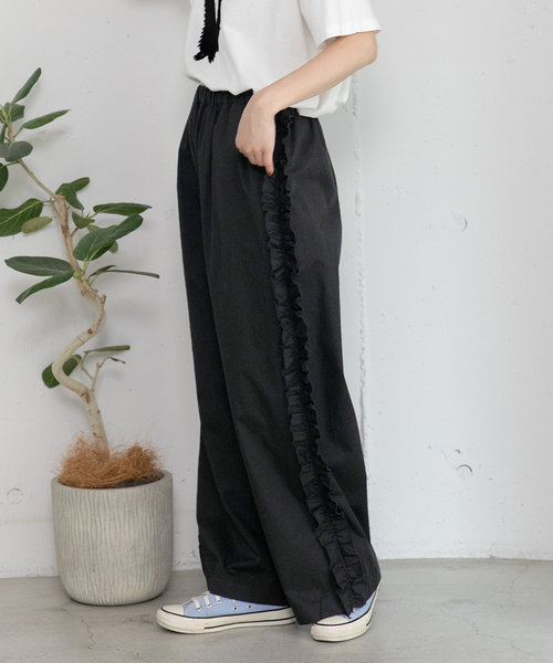 POU DOU DOU（プードゥドゥ）の「サイドフリルデザインパンツ（その他パンツ・レディース・ダークベージュ/インディゴブルー/ブラック・M）」の8枚目の写真