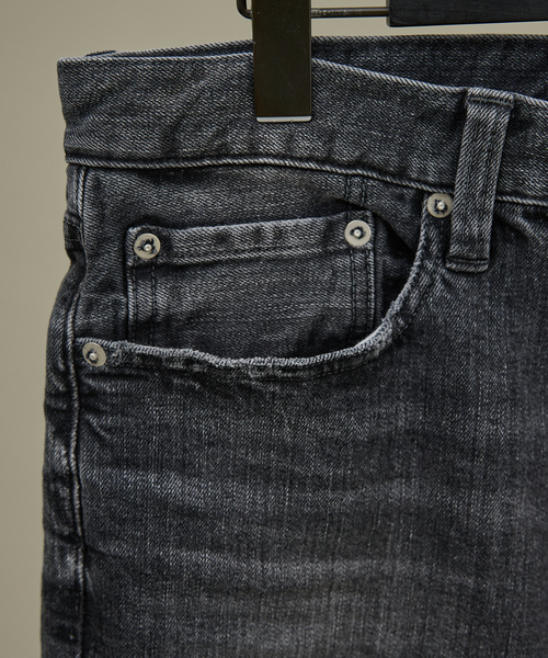 RED CARD TOKYO（レッドカード）の「【RED CARD TOKYO】RHYTHM＋ / スリムフィットデニム（デニムパンツ・メンズ・グレー/インディゴブルー・32/30/31/28/29）」の20枚目の写真
