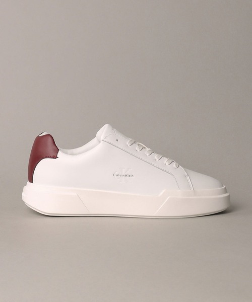 Calvin Klein(カルバン・クライン)の「チャンキーソール レザースニーカー(スニーカー・メンズ・ホワイト/ホワイト系その他・42/43/41/40)」の2枚目の写真