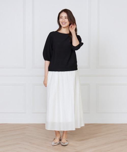 INED（イネド）の「ホールガーメント ボートネックパフスリーブニット《Cuoo》（ニット/セーター・レディース・ブラック/グレー/イエロー/カーキ・9号）」の16枚目の写真