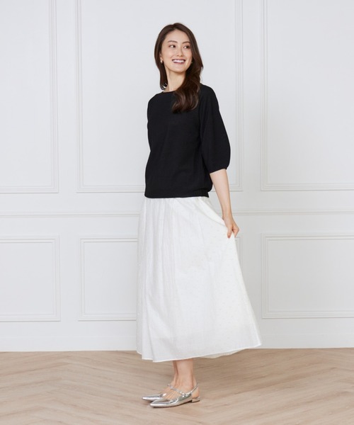 INED（イネド）の「ホールガーメント ボートネックパフスリーブニット《Cuoo》（ニット/セーター・レディース・ブラック/グレー/イエロー/カーキ・9号）」の17枚目の写真