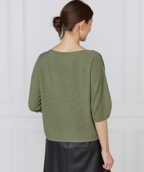 INED（イネド）の「ホールガーメント ボートネックパフスリーブニット《Cuoo》（ニット/セーター・レディース・ブラック/グレー/イエロー/カーキ・9号）」の20枚目の写真