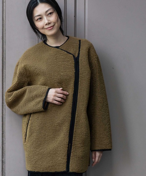 Munich（ミューニック）の「シープボアムートンライダースコート（ノーカラーコート・レディース・ブラック/アイボリー/カーキ・FREE）」の18枚目の写真