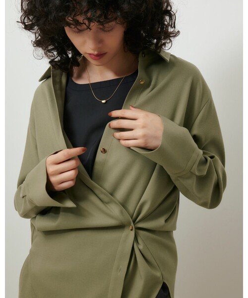 qualite（カリテ）の「【セットアップ対応】ソフトサキソニー2WAYシャツ（シャツ/ブラウス・レディース・グレー/カーキ・フリー）」の17枚目の写真