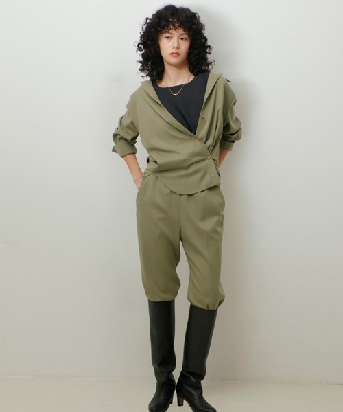 qualite（カリテ）の「【セットアップ対応】ソフトサキソニー2WAYシャツ（シャツ/ブラウス・レディース・グレー/カーキ・フリー）」の4枚目の写真