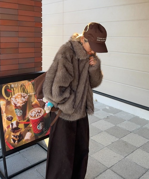 ANGIE(アンジー)の「フェイクファー ミドル丈 スタンドカラー ブルゾン(ブルゾン・レディース・ブラウン系/ブラウン/ダークブラウン系・FREE)」の5枚目の写真