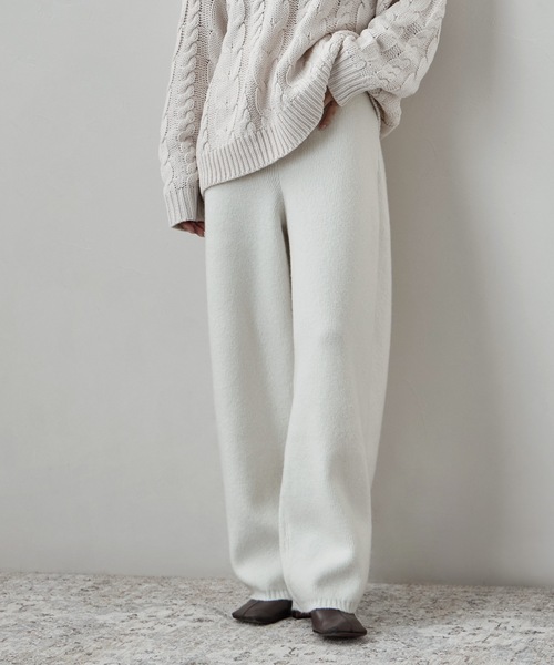 etoll.（エトル）の「リラクシーニットカーブパンツ（その他パンツ・レディース・グレー/アイボリー/ブラック/ブラウン・FREE）」の4枚目の写真