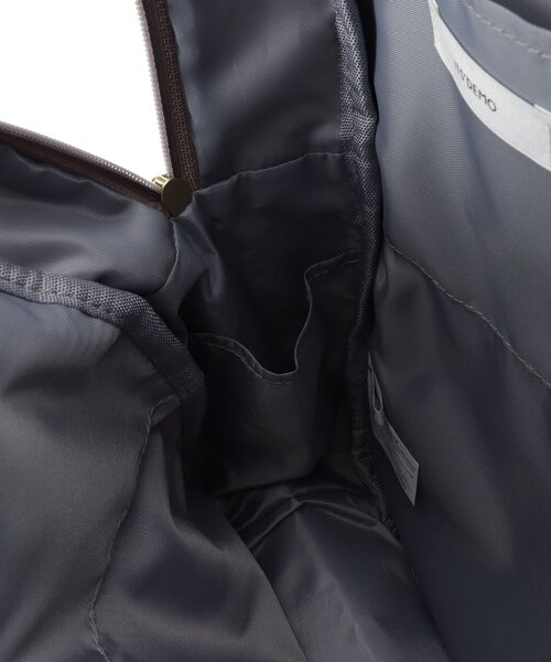 ITS'DEMO（イッツデモ）の「【A4／11ポケット】ふんわり軽量撥水リュック（バックパック/リュック・レディース・ダークグレー/ブラック/サックスブルー・00）」の17枚目の写真