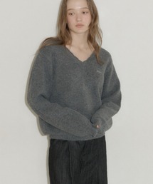 GIUNON（ジウノン）の「loose scallop v-neck knit / ルーズスカラップVネックニット（ニット/セーター・レディース）」