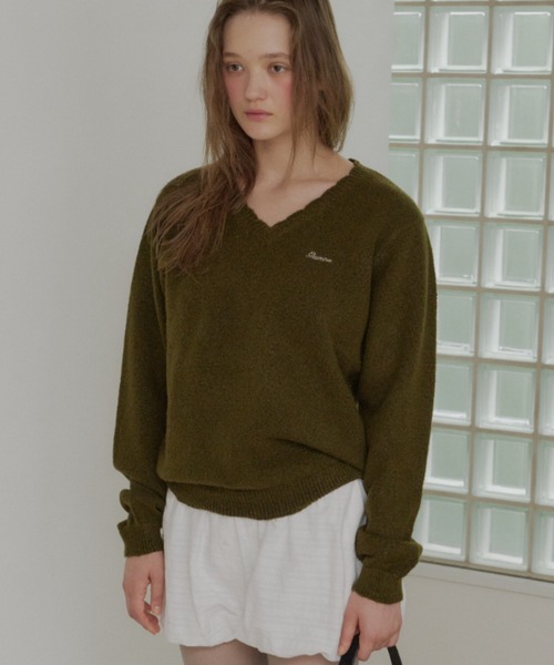 loose scallop v-neck knit / ルーズスカラップVネックニット（ニット