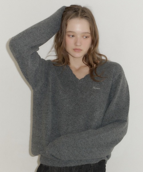 GIUNON（ジウノン）の「loose scallop v-neck knit / ルーズスカラップVネックニット（ニット/セーター・レディース・グリーン/ブラック/グレー/ブルー・FREE）」の16枚目の写真