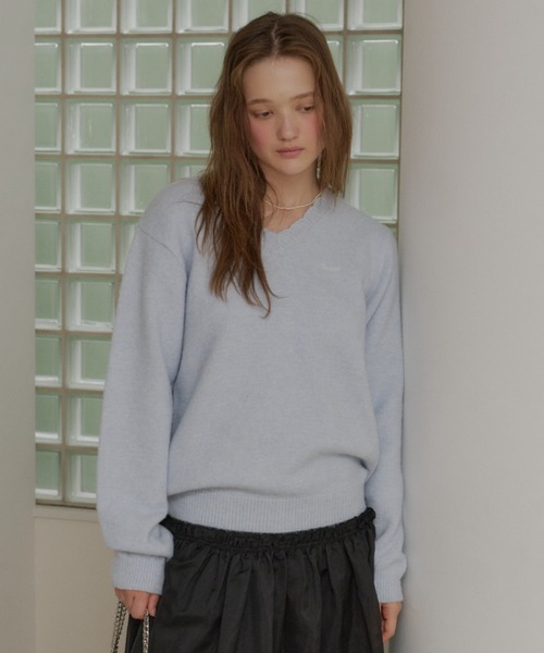 loose scallop v-neck knit / ルーズスカラップVネックニット（ニット