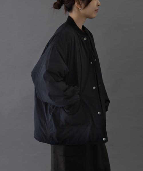 FORK&SPOON（フォークアンドスプーン）の「FORK&SPOON　SORONAリバーシブルブルゾン（ブルゾン・レディース・ベージュ/カーキ/ブラック・1）」の8枚目の写真