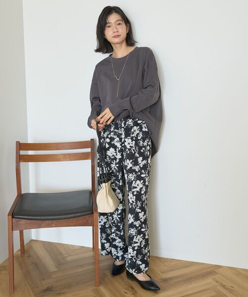 AMERICAN HOLIC(アメリカンホリック)の「コットンロング丈プルオーバー(Tシャツ/カットソー・レディース・オフホワイト/チャコールグレー/ブラック・FREE)」の7枚目の写真