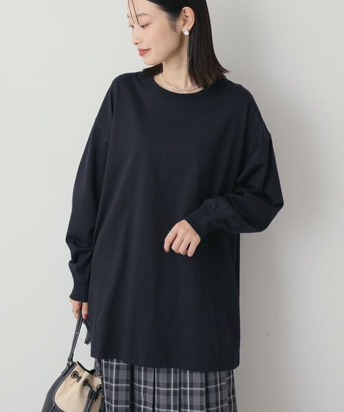 AMERICAN HOLIC(アメリカンホリック)の「コットンロング丈プルオーバー(Tシャツ/カットソー・レディース・オフホワイト/チャコールグレー/ブラック・FREE)」の2枚目の写真