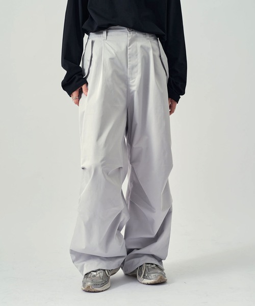 Lui's（ルイス）の「コンバーチブルパラシュートパンツ（その他パンツ・メンズ・チャコールグレー/ブラック/ホワイト/ライトグレー・S/M）」の4枚目の写真