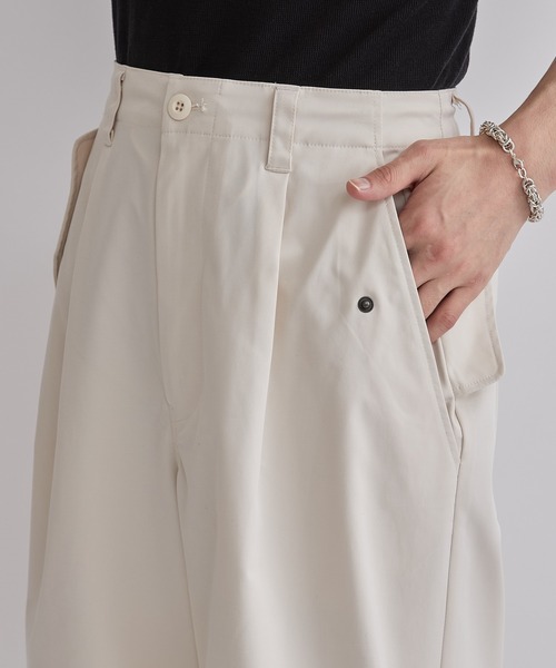 Lui's（ルイス）の「コンバーチブルパラシュートパンツ（その他パンツ・メンズ・チャコールグレー/ブラック/ホワイト/ライトグレー・S/M）」の6枚目の写真