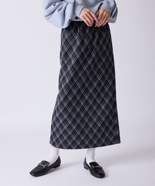 AO2（アオズ）の「バイヤスチェック バックスリットスカート（スカート・レディース・ネイビー/ブラウン/ブルー・FREE）」の22枚目の写真