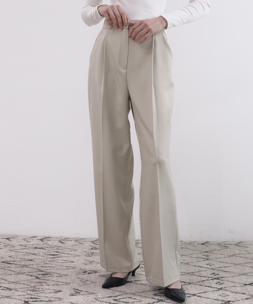 by muni:r（バイ ムニール）の「【低身長/高身長/サイズ展開有/5色展開】ピンタックワイドスラックス（スラックス・レディース・ブラウン/チャコールグレー/ブラック/ライトベージュ/ライトグレー・M-Regular/M-Long/S-Long/S-Regular）」の5枚目の写真